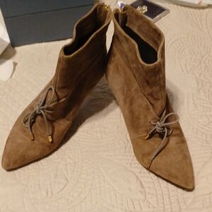Carmen Marc Valvo Tan Suede Ankle Booties